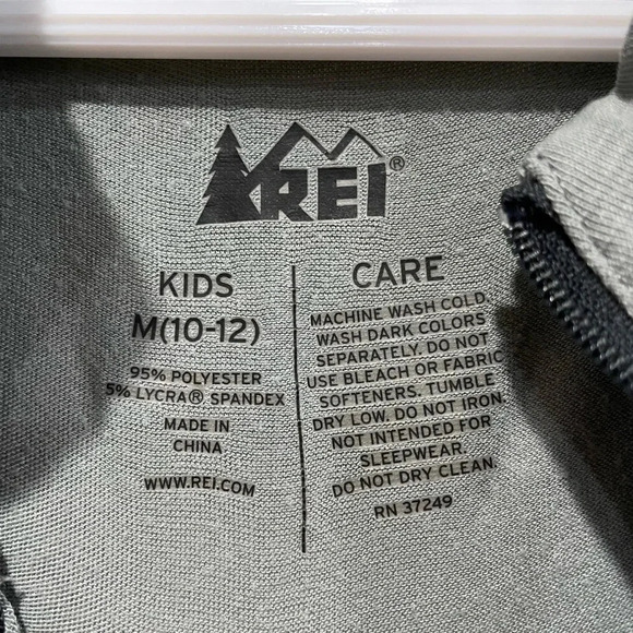 The North Face Kids Medium 10-12 Grey Long Sleeve Tech Tee 1/4 Zip Quarter - Picture 6 of 6